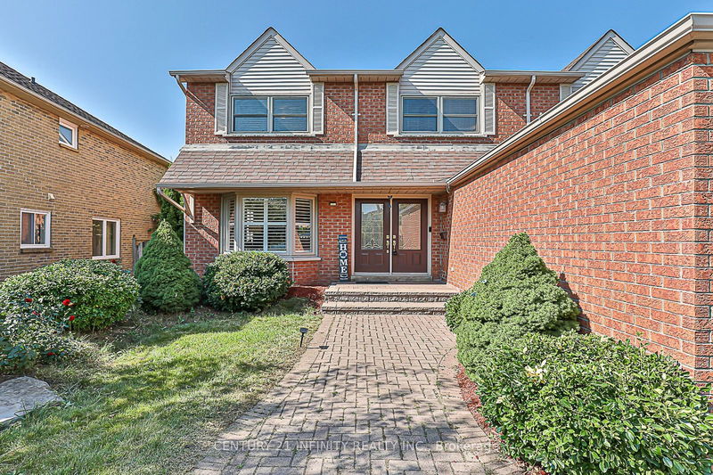 1812 Fernam St  Pickering, L1V 4Y8 | Image 3