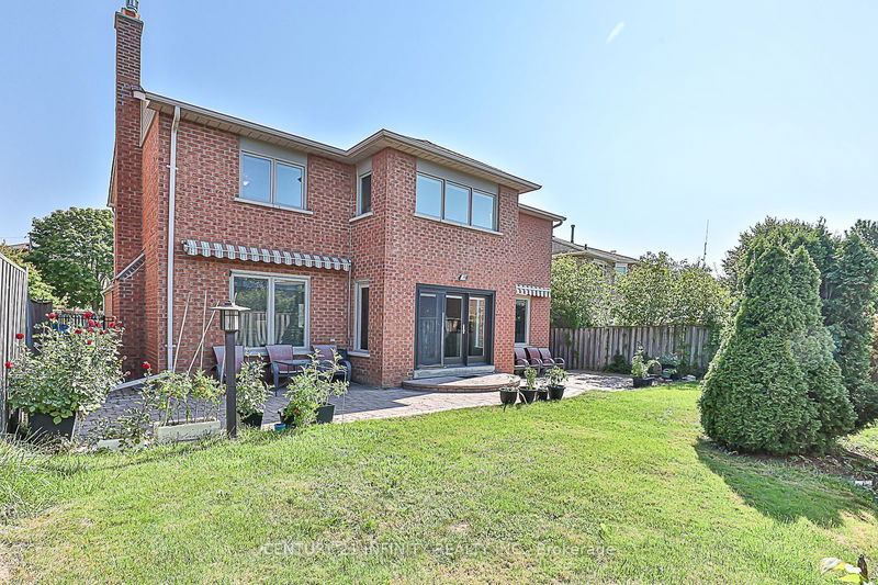 1812 Fernam St  Pickering, L1V 4Y8 | Image 37