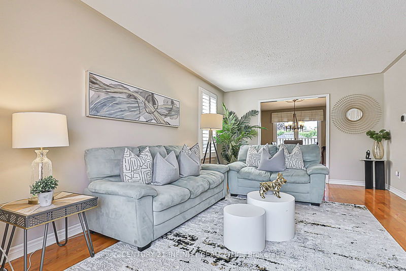 1812 Fernam St  Pickering, L1V 4Y8 | Image 7