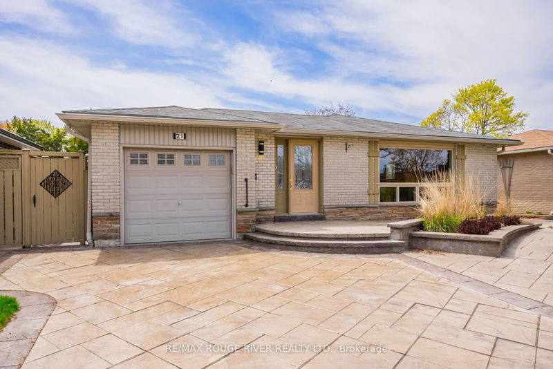 home for lease on 21 Bolland Crescent