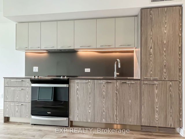 706 - 45 Baseball Place