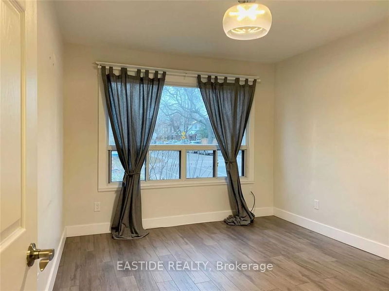 home for lease on Main-212 Monarch Park Avenue