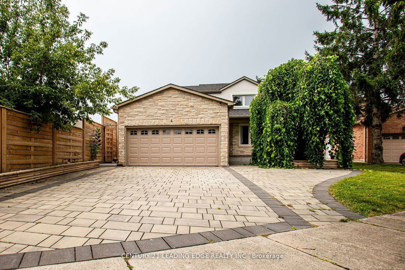 4 Gilmour Dr  Ajax, L1Z 1N4 | Image 1