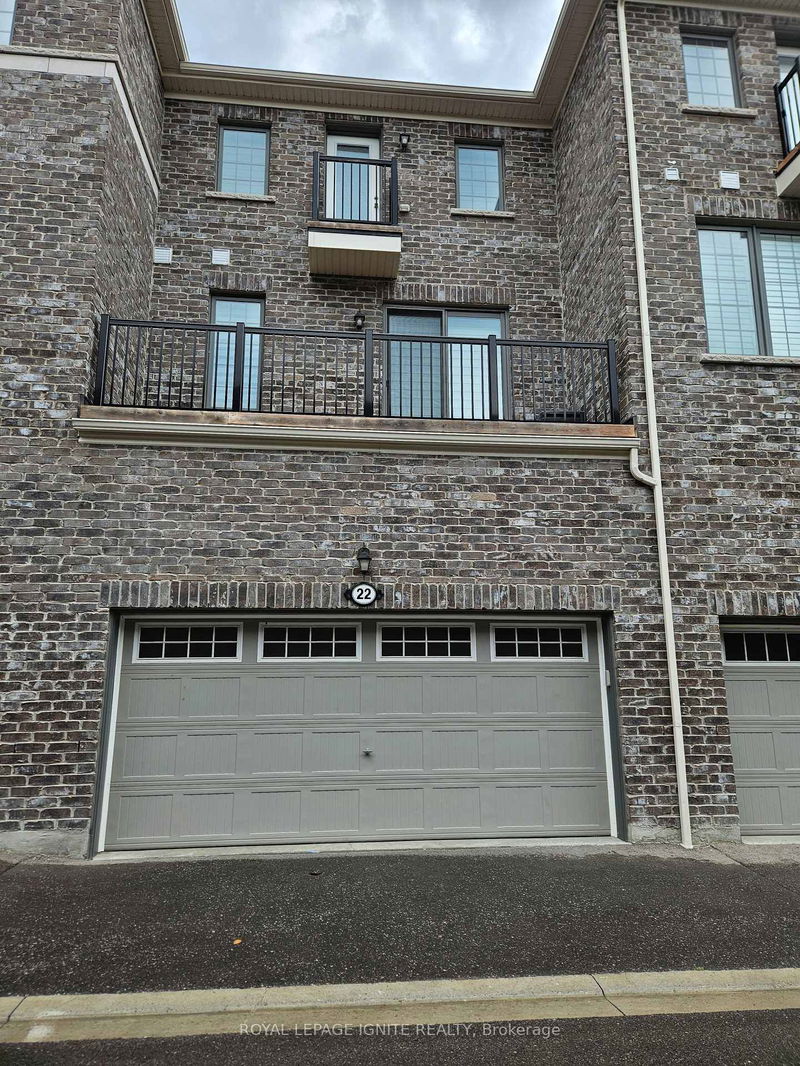 home for lease on 22 Windflower Way E