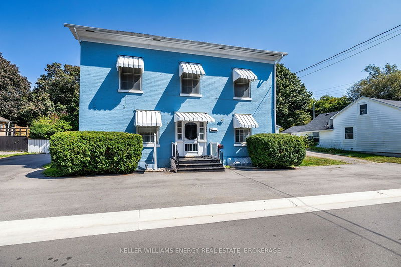 home for sale on 129 North Street N