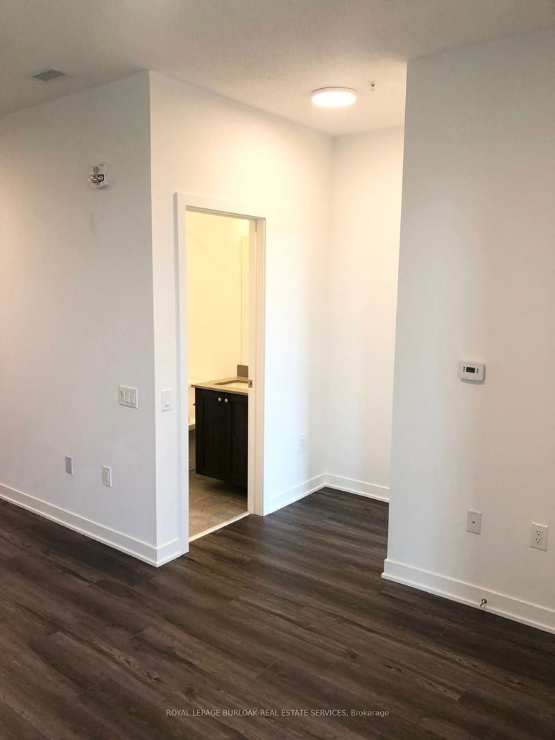 home for lease on 425-385 Arctic Red Drive