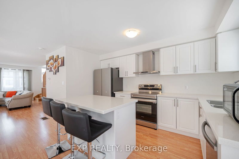 1445 Bradenton Path  Oshawa, L1K 1A9 | Image 10