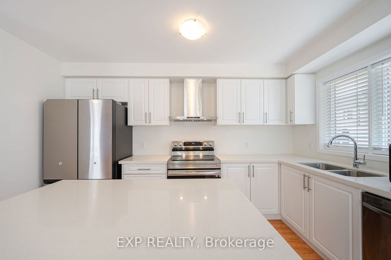 1445 Bradenton Path  Oshawa, L1K 1A9 | Image 11