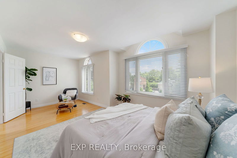 18 Westlake Cres  Toronto, M4C 2X2 | Image 17