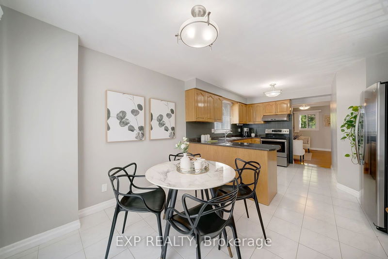 18 Westlake Cres  Toronto, M4C 2X2 | Image 4