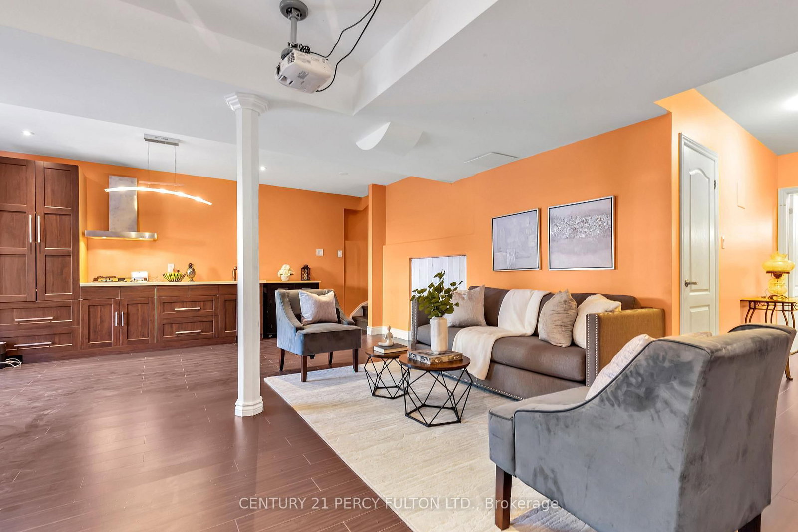 Listing Image 32