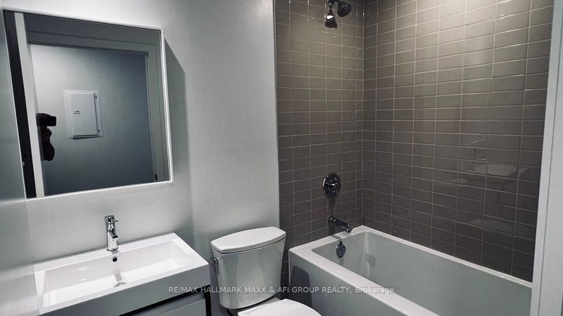  431 - 150 Logan Ave  Toronto, M4M 0E4 | Image 13