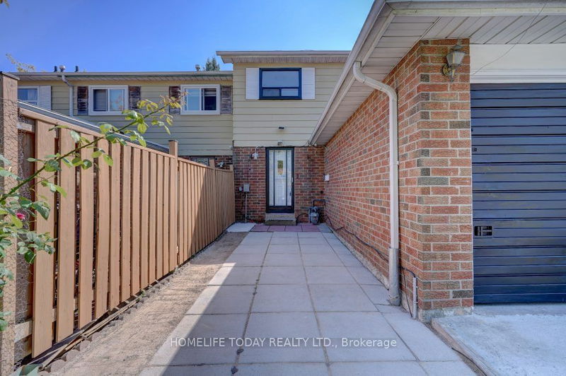 113 Quantrell Tr  Toronto, M1B 1L7 | Image 3