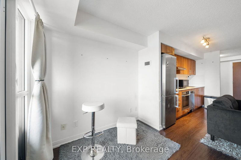 255 Village Green Sq  Toronto, M1S 0L7 | Image 17