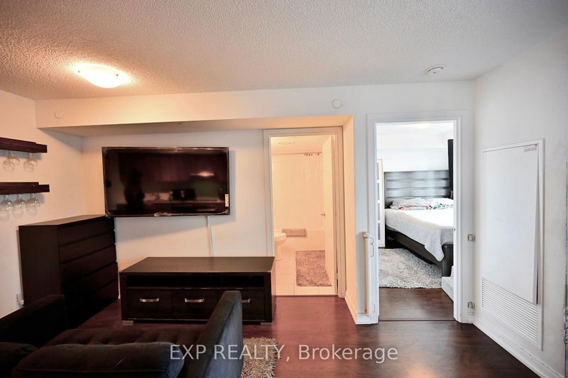 255 Village Green Sq  Toronto, M1S 0L7 | Image 19