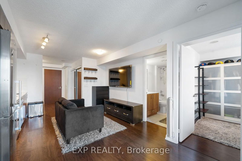 255 Village Green Sq  Toronto, M1S 0L7 | Image 22