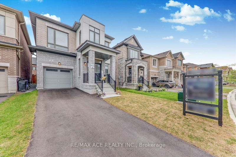 29 Ogston Cres  Whitby, L1N 9Y8 | Image 3