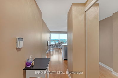 Unit 1012 — 38 Lee Centre Dr, Toronto - Woburn image-0-4