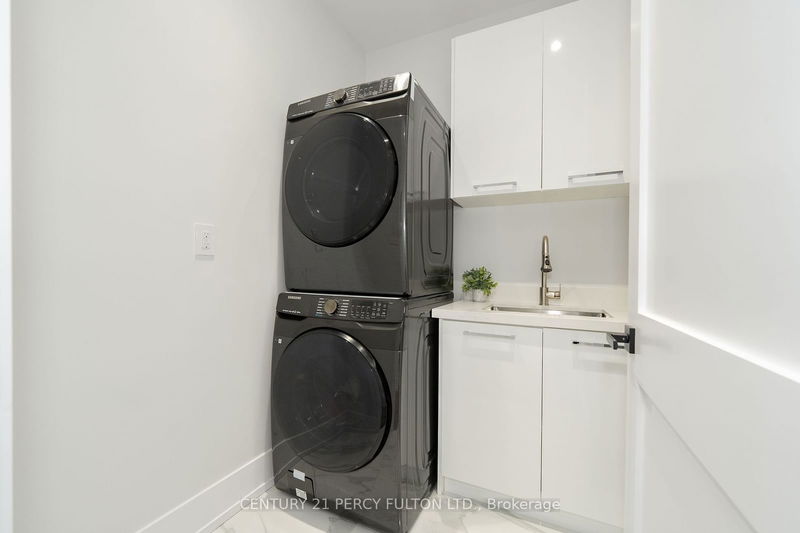 60 Boem Ave  Toronto, M1R 3T5 | Image 30