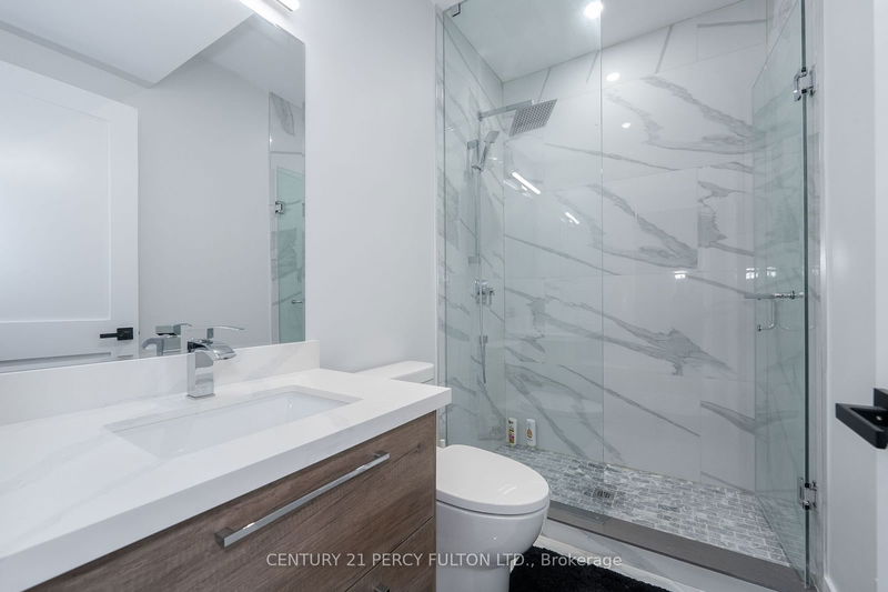 60 Boem Ave  Toronto, M1R 3T5 | Image 35