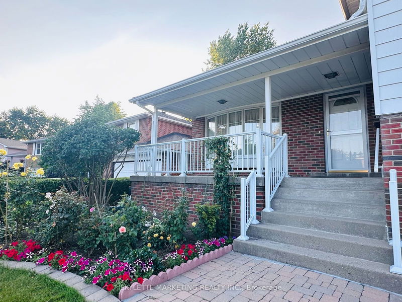 home for lease on 50 Chestergrove Crescent