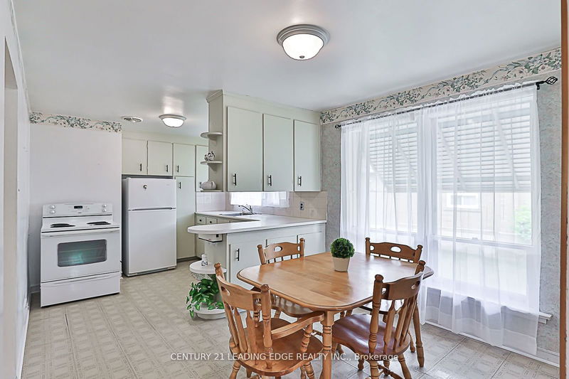 41 Brenda Cres  Toronto, M1K 3C5 | Image 7