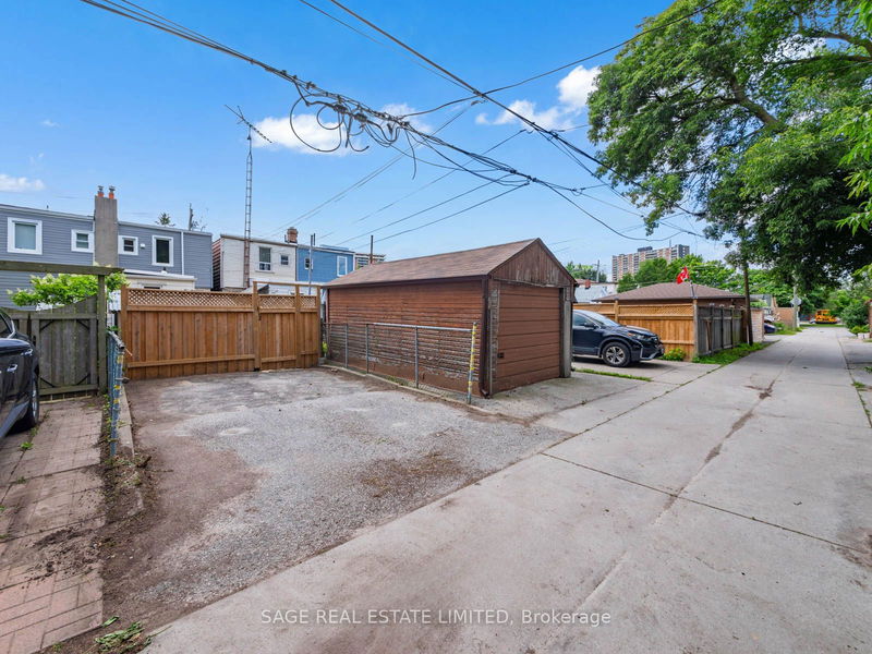 25 Pharmacy Ave  Toronto, M1L 3E3 | Image 24