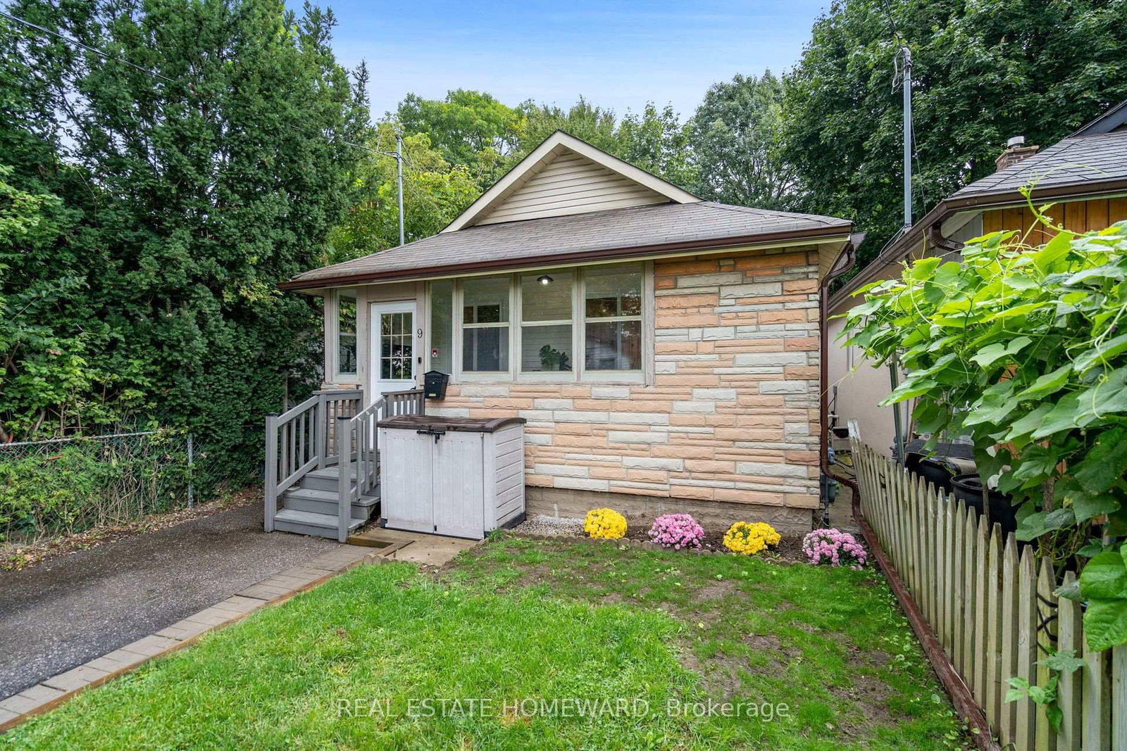 Listing Image 3