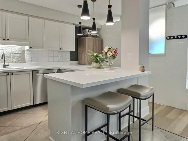 Main - 82 Tempo Way, Whitby, L1M 0G2 | Image 3