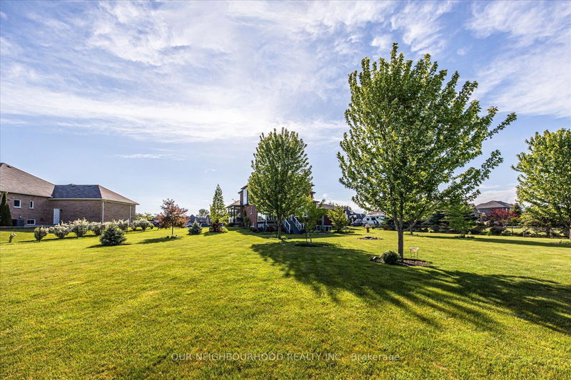 27 Charles Tilley Cres  Clarington, L0A 1J0 | Image 34