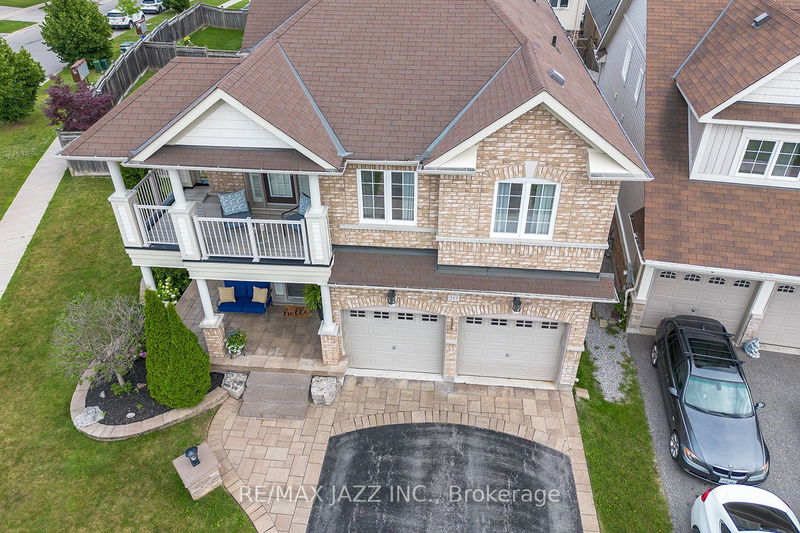 217 Glenabbey Dr  Clarington, L1E 0C4 | Image 2