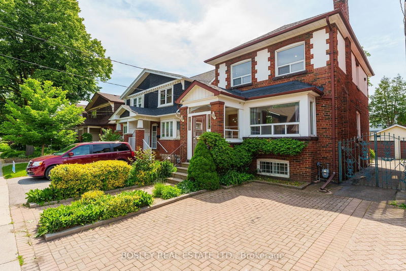 17 Kings Park Blvd  Toronto, M4J 2B7 | Image 1