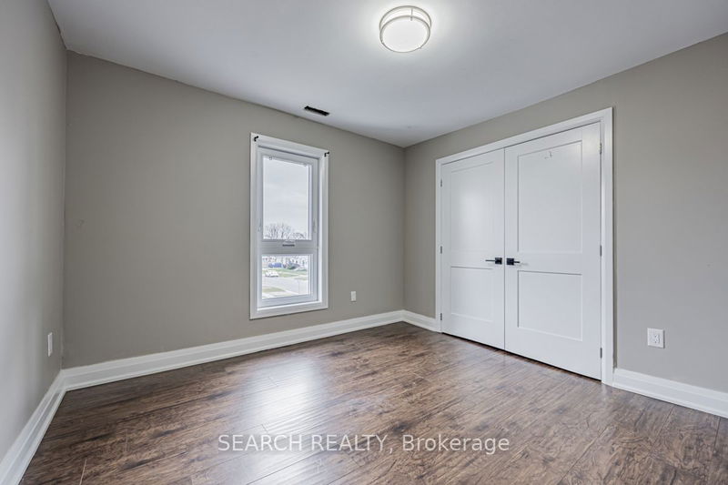 201 Ritson Rd S Oshawa, L1H 5H6 | Image 25