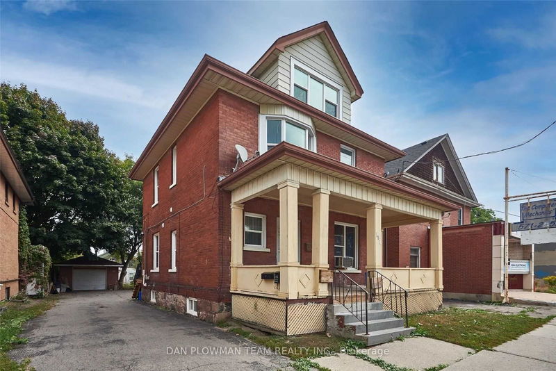 home for lease on Basemnt-191 Simcoe Street S