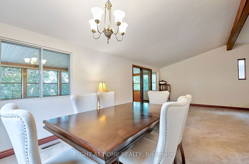 34 Oakley Blvd  Toronto, M1P 3P3 | Image 10