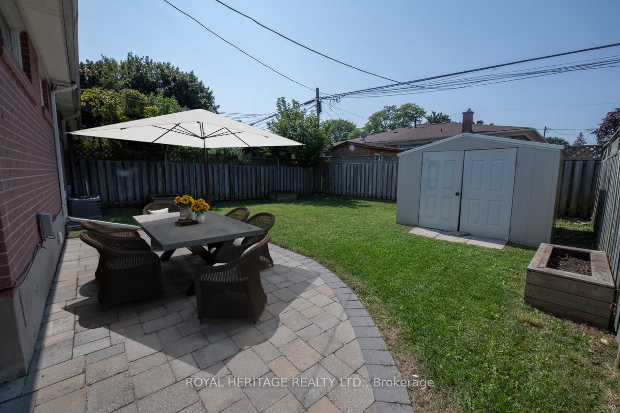 Listing Image 6