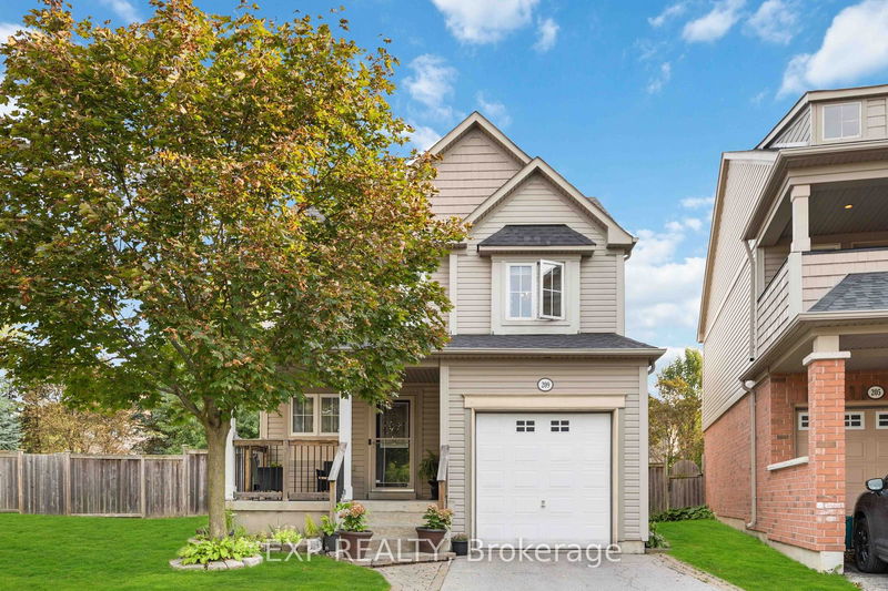 209 Norland Circ  Oshawa, L1L 0A6 | Image 1