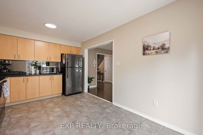 209 Norland Circ  Oshawa, L1L 0A6 | Image 14