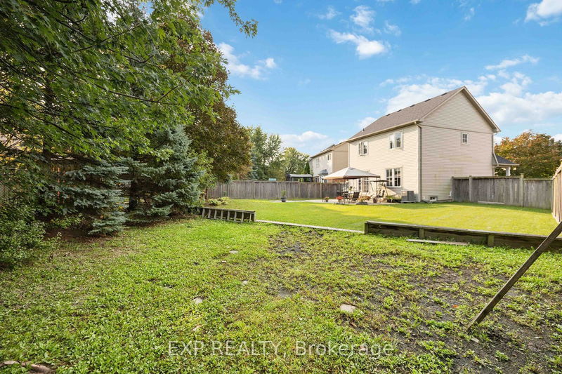 209 Norland Circ  Oshawa, L1L 0A6 | Image 22