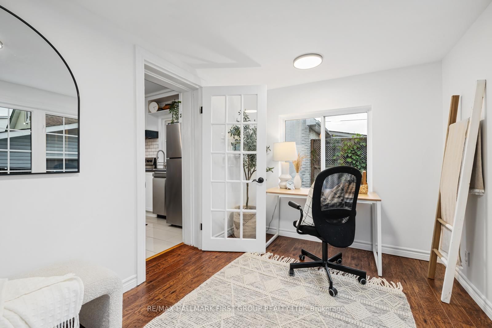 Listing Image 22