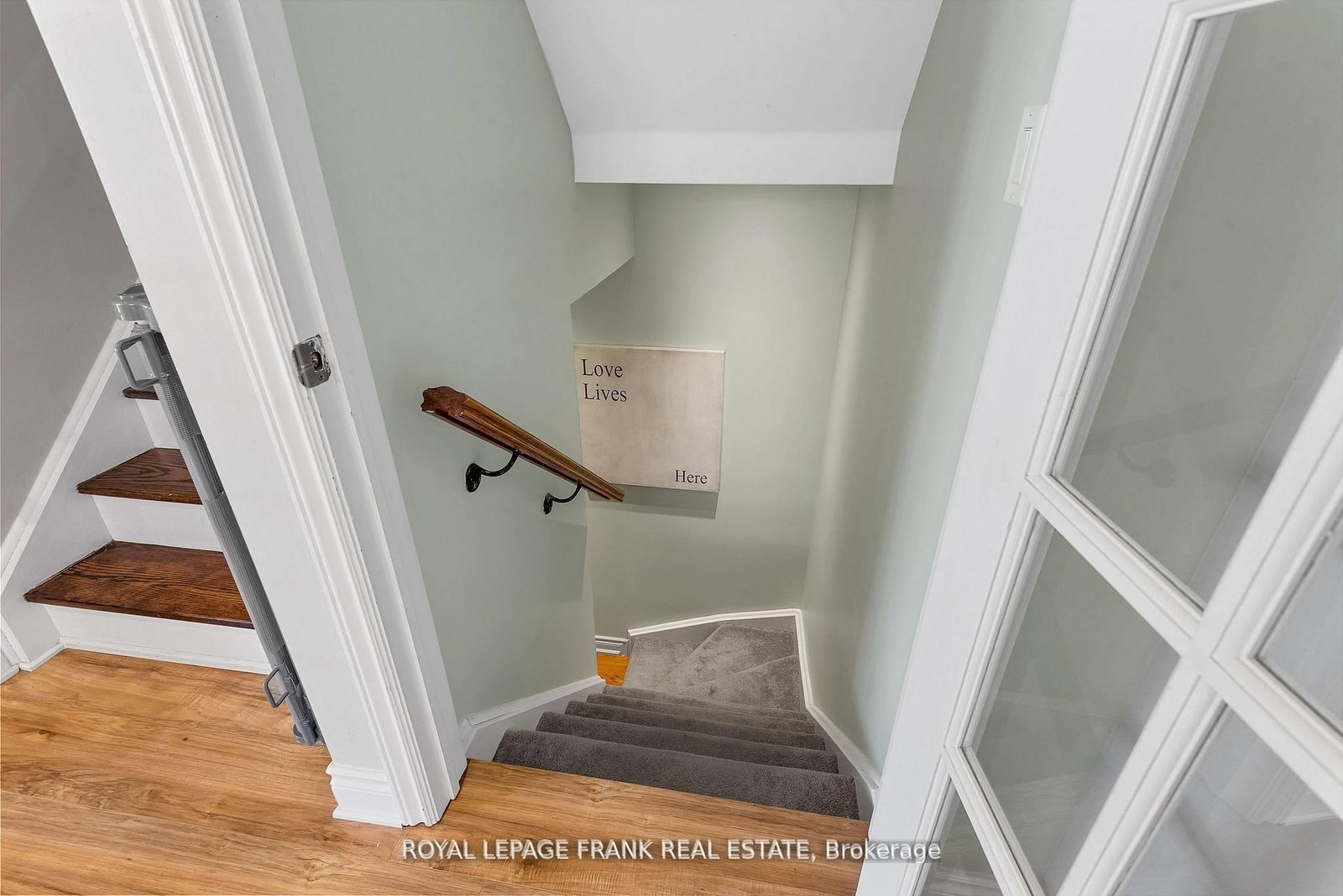 Listing Image 25