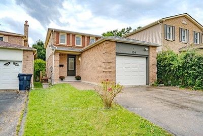 104 Shady Hollow Dr  Toronto, M1V 2L8 | Image 1