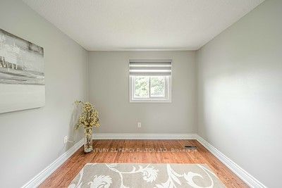 104 Shady Hollow Dr  Toronto, M1V 2L8 | Image 22