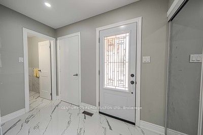 104 Shady Hollow Dr  Toronto, M1V 2L8 | Image 3