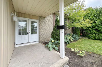 940 Central Park Blvd, Oshawa - Centennial image-0-1