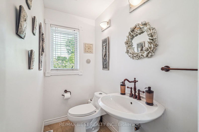 269 Davidson St  Pickering, L1V 2P9 | Image 9