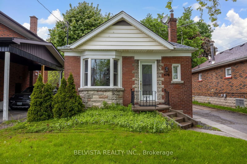 home for lease on BSMT-478 Adelaide Avenue W
