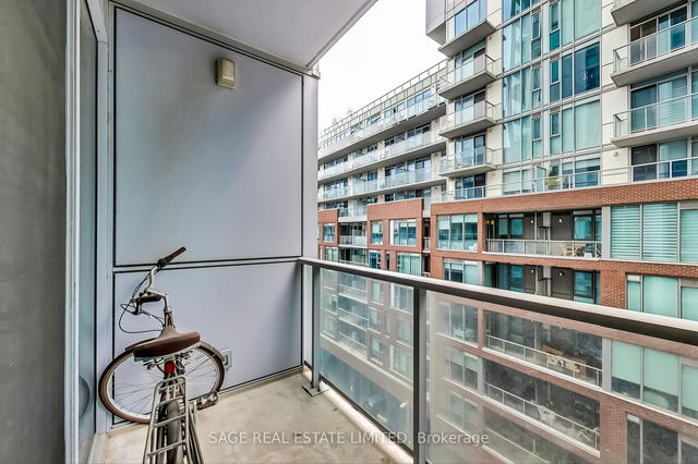 621 - 15 Baseball Place