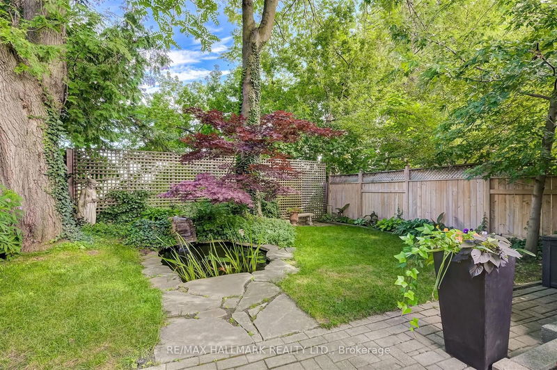 42 Chester Hill Rd  Toronto, M4K 1X3 | Image 38