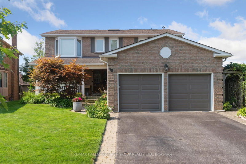 home for sale on 90 Farrow Crescent